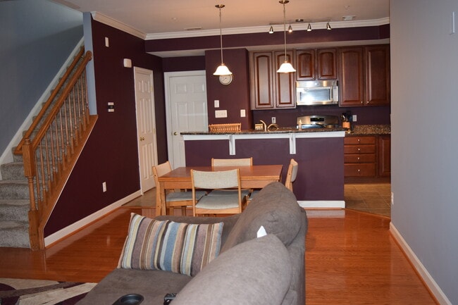 Foto del edificio - 2500 Eastbourne Dr