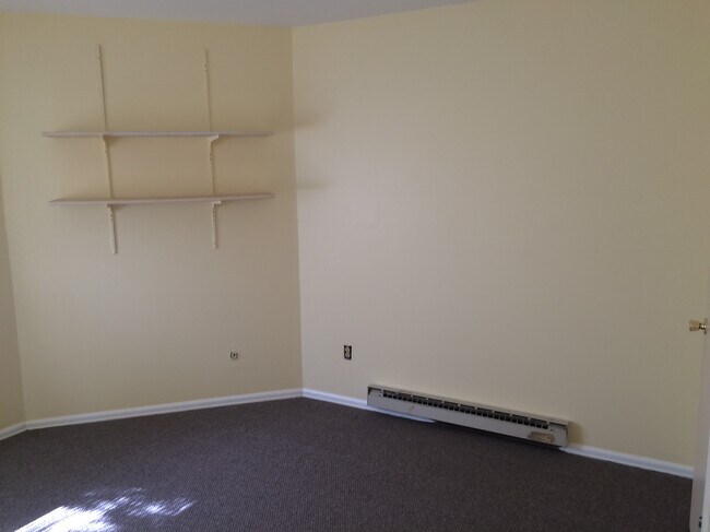 Building Photo - 2238 Canyon Blvd