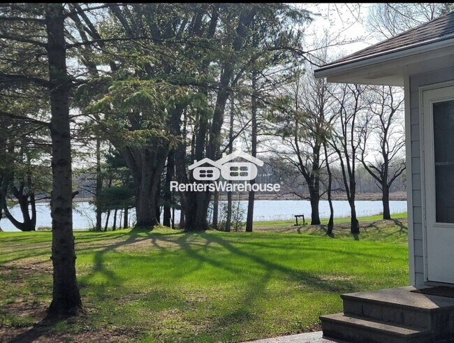 Foto del edificio - 655 Moon Lake Dr NE