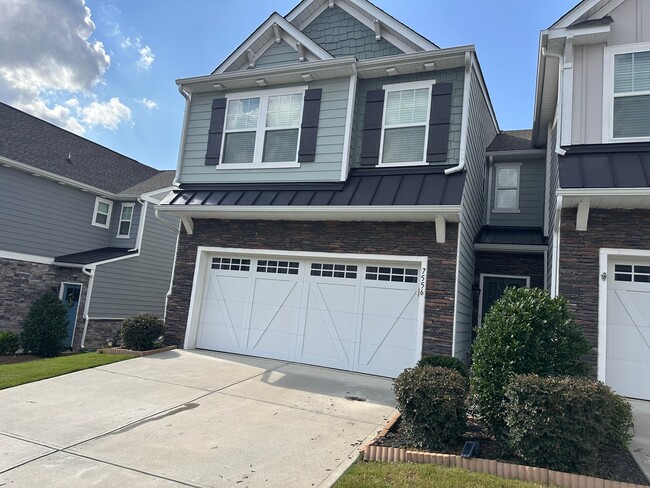 Building Photo - 7556 Hartsfield Dr