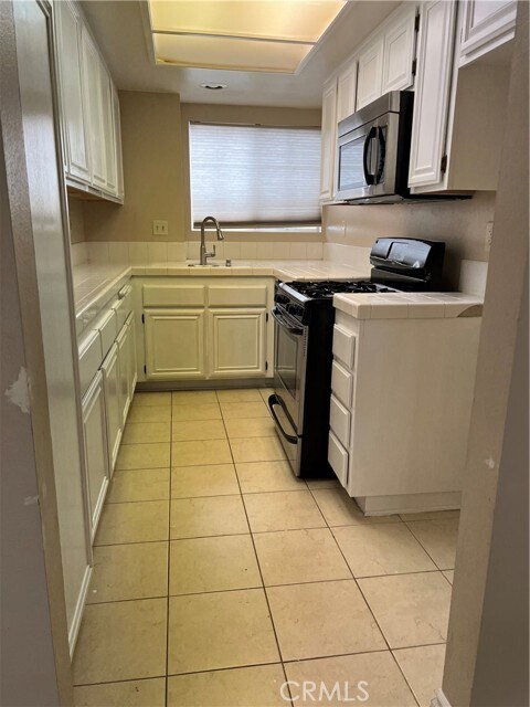 Foto del edificio - 8248 Inglenook Pl