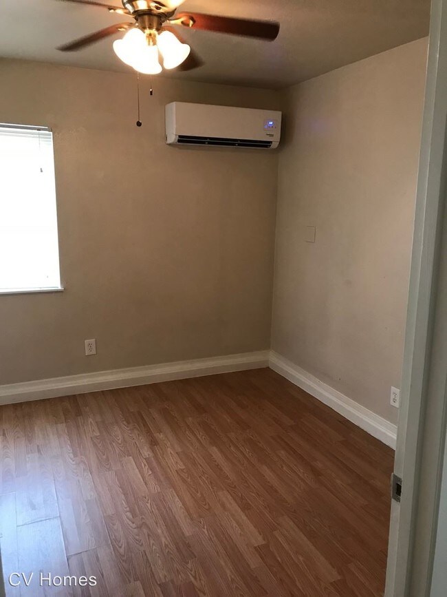 Building Photo - 1 br, 1 bath Apartment - 365 1/2 N. Echo Ave.