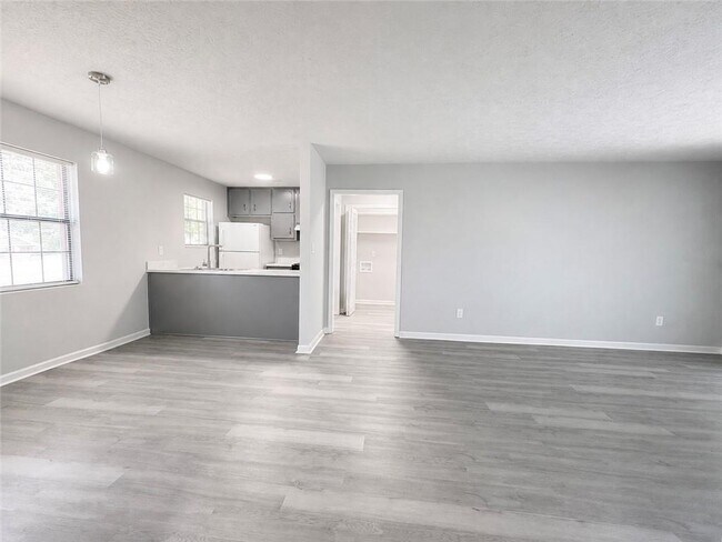 Building Photo - 160 Chesapeake Dr