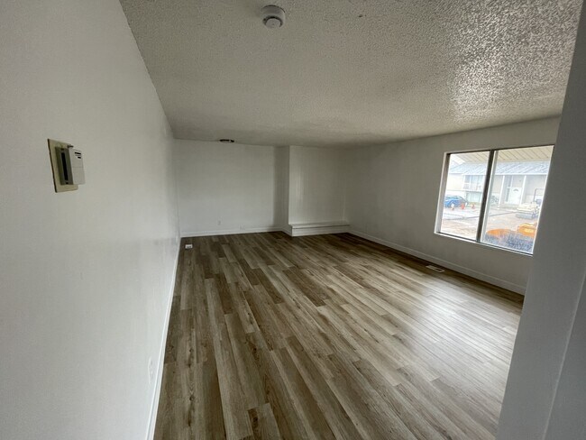 Foto del edificio - 116 Lilac Way