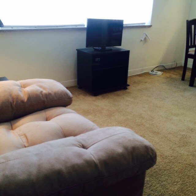 TELEVISOR - 409 Rohrer St