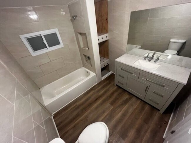 Foto del edificio - 6401 E 152 Terrace