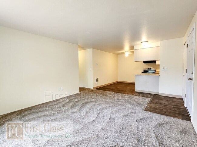 Foto del edificio - 1285 NW 183rd Ave