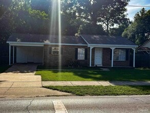 Building Photo - 6255 Memphis Ave