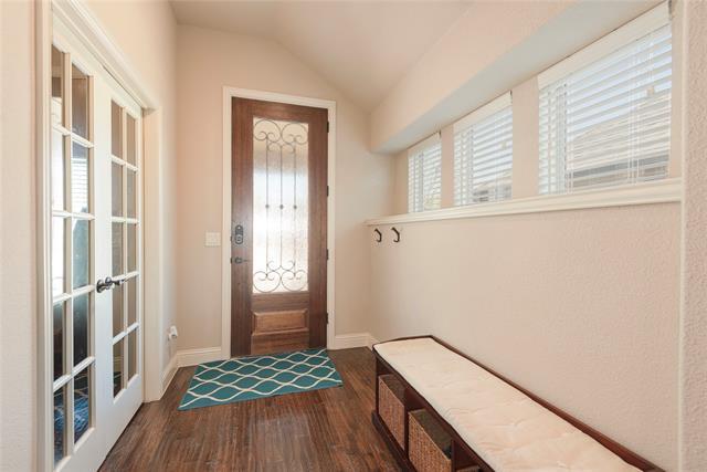 Building Photo - 713 Glendale Dr