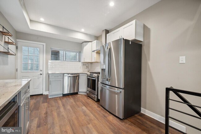 Foto del edificio - 2325 Emerald St