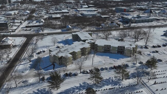  - Treeview Apartments