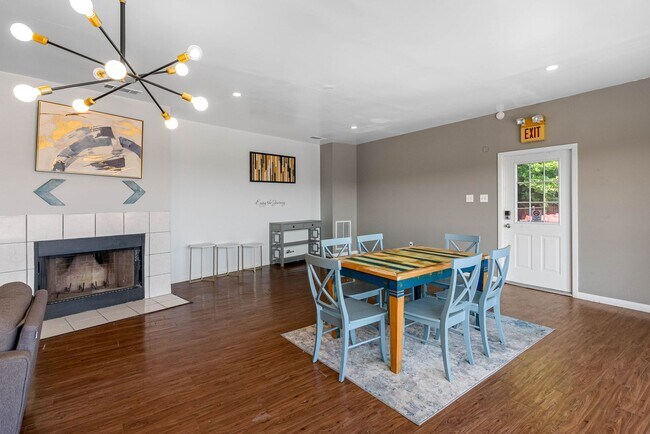 Interior Photo - Prosper Riverdale