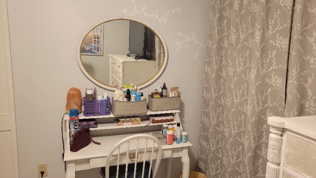 Foto del edificio - 9582 118th St N