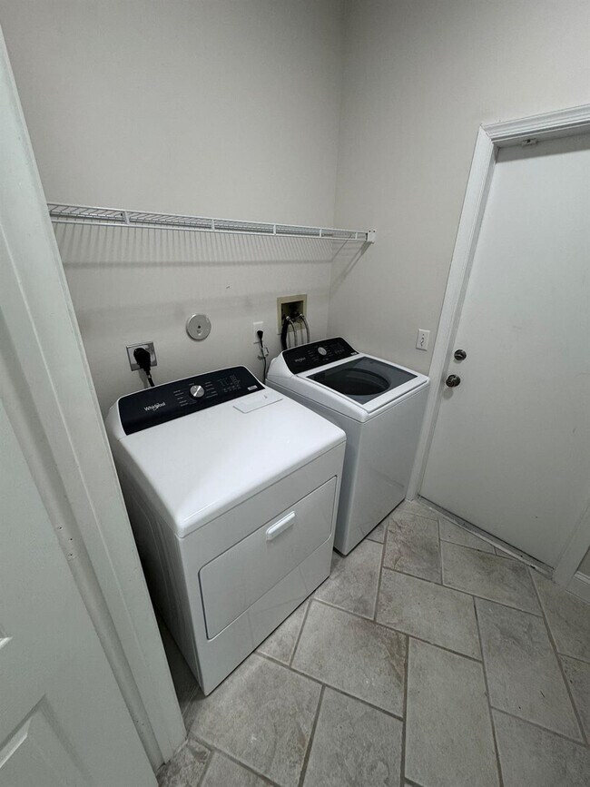 Building Photo - 7711 NW 29th St