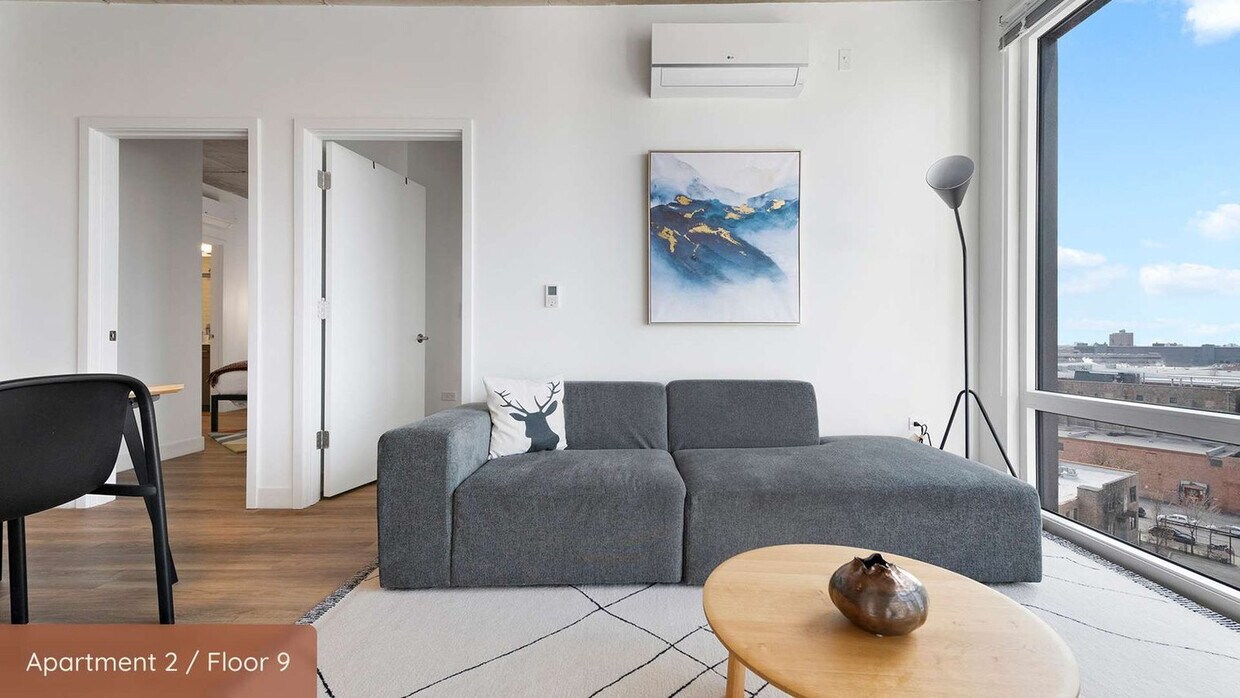 Foto principal - 851 W Blackhawk St