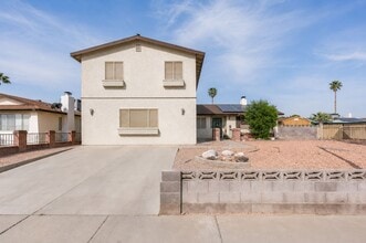Building Photo - 1709 Shadow Mountain Pl