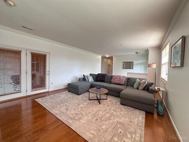 Foto del edificio - 6821 Gentry Ln