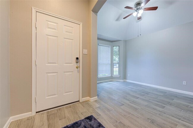 Building Photo - 21714 Mansfield Bluff Ln