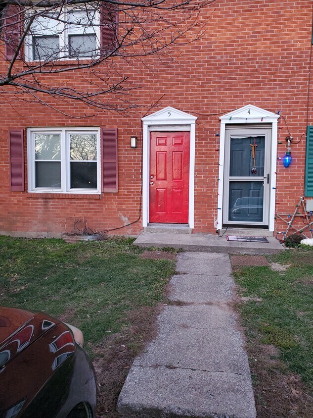 Foto principal - 305 Lake St