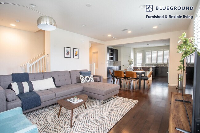 Building Photo - 852 White Moonstone Loop