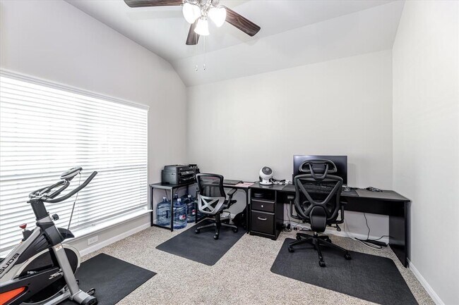 Foto del edificio - 5442 Atwood Cyn Ct