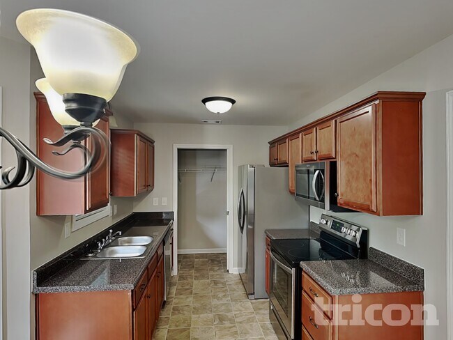 Foto del edificio - 94 Jackson Farms Dr