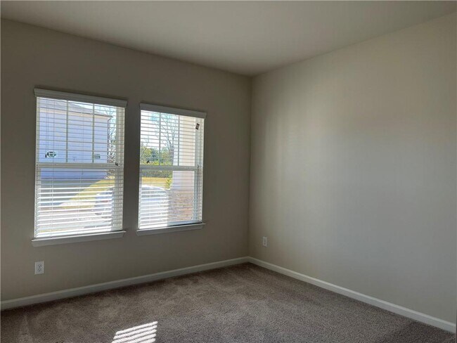 Foto del edificio - 6072 Hickory Crk Ct