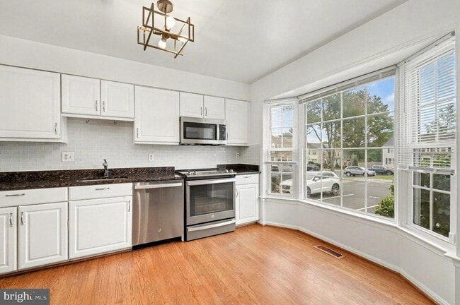 Foto del edificio - 5502 Lakewhite Ct