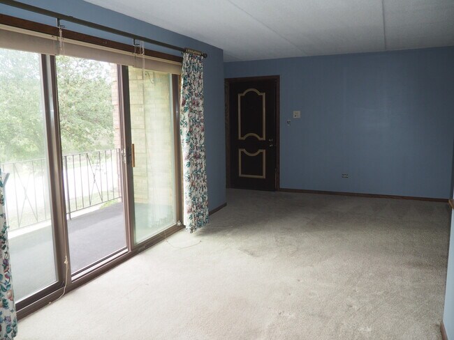 Building Photo - 14531 S Ravinia Ave
