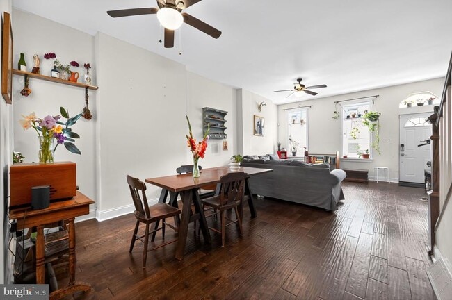 Foto del edificio - 2211 N Howard St