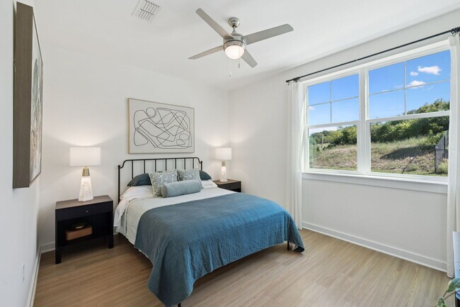 Building Photo - Sanctuary Bluff Apartments