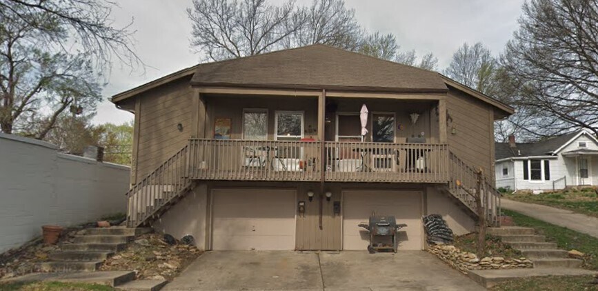Foto principal - 7128 Main St