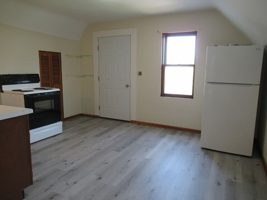 Primary Photo - 1 Bedroom 1 Bath 3rd Floor unit