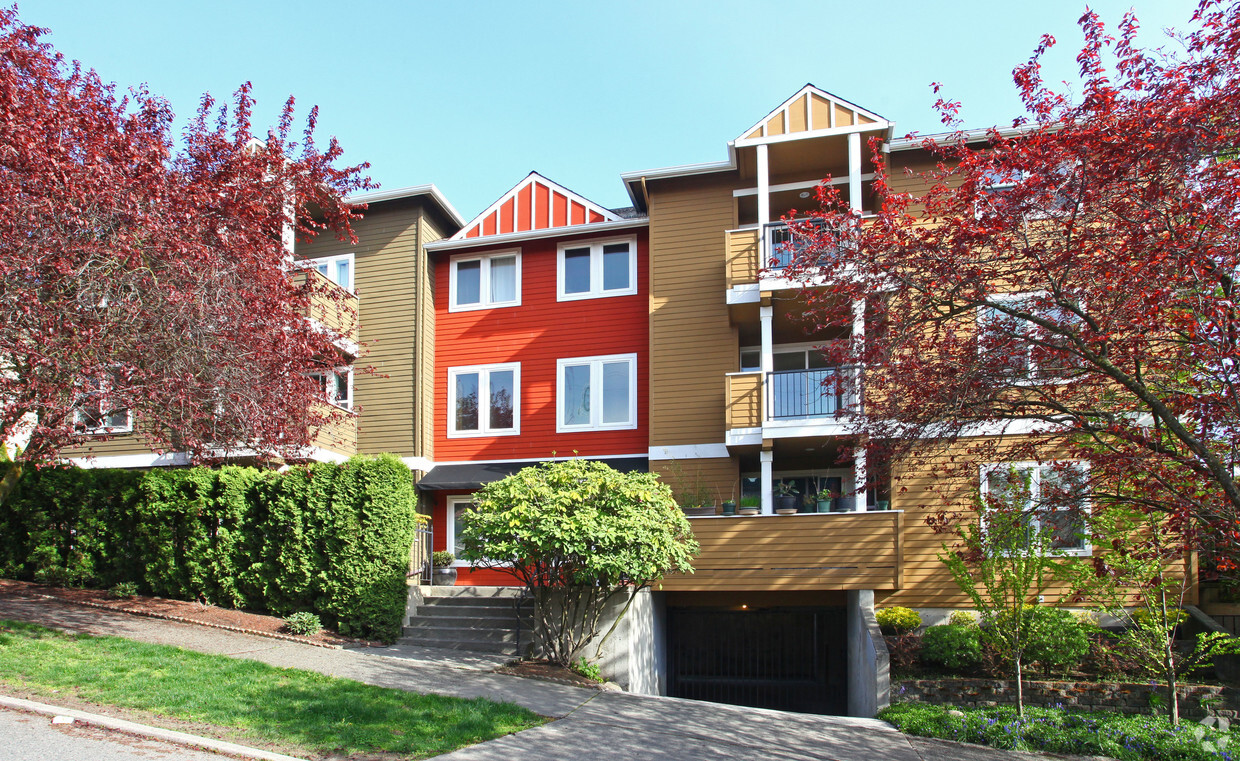 Primary Photo - Denny Way Condominiums