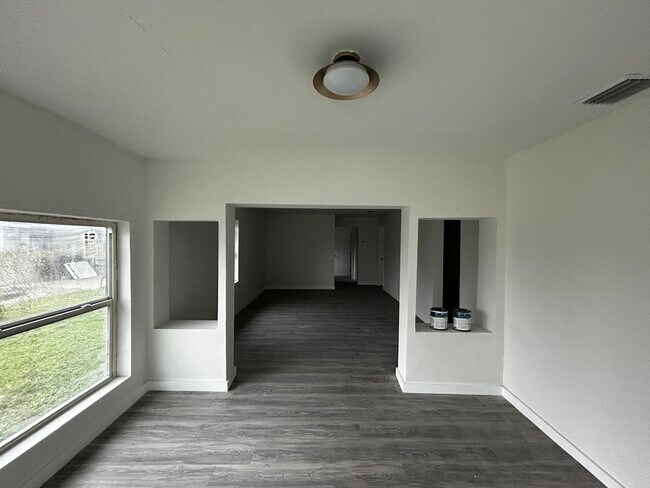 Foto del edificio - 4429 SW 21st St