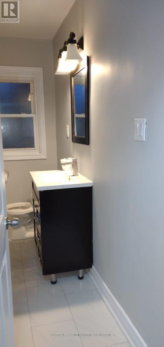 Photo du bâtiment - 1512 Western Rd