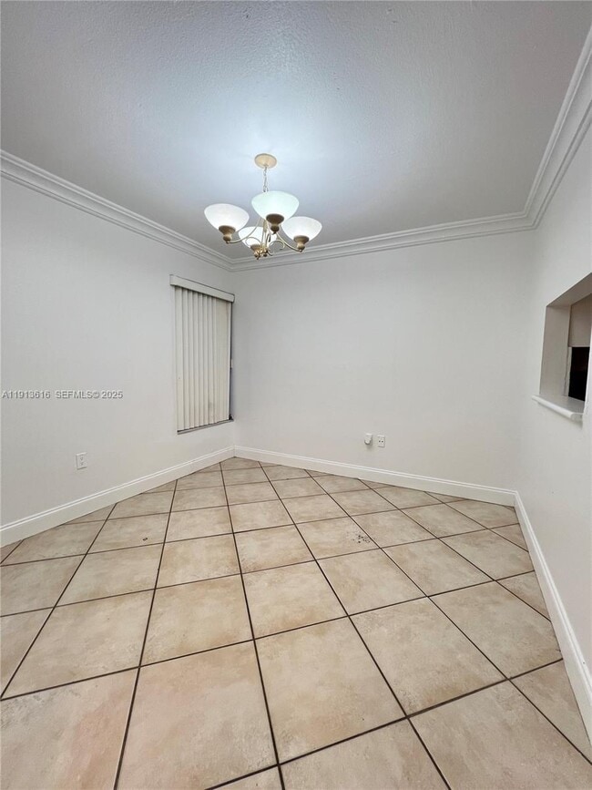 Building Photo - 6315 SW 138th Ct