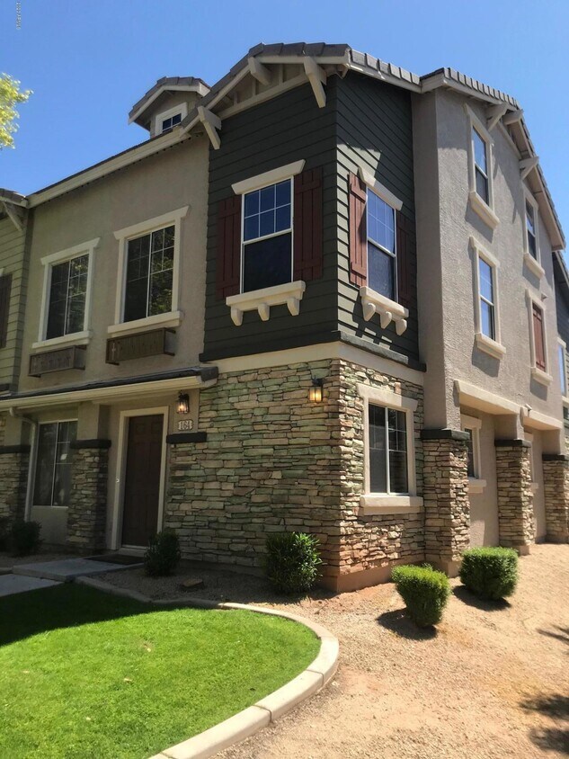 164 W Campbell Ct, Gilbert, AZ 85233 Townhome Rentals in Gilbert AZ