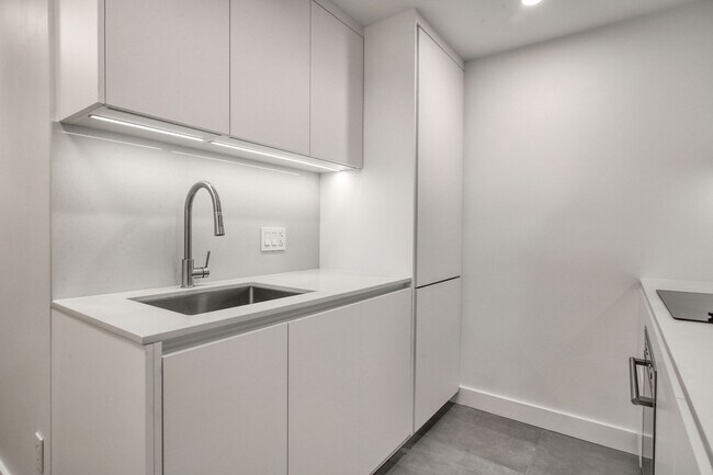 Photo du bâtiment - 2285 Rue St Mathieu