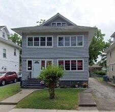 Building Photo - 72-74-74 Kron St