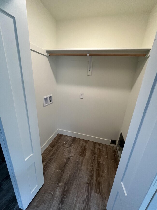 Building Photo - 2749 Marlisa Ln
