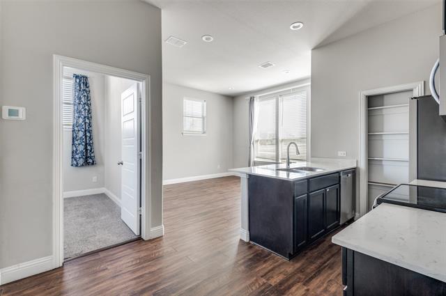 Foto del edificio - 1900 Bel Air Dr