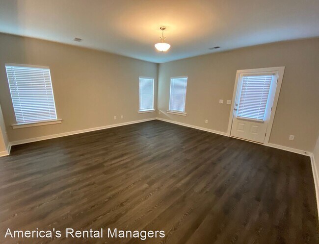 Foto del edificio - 3 br, 2 bath House - 338 Ballington Way
