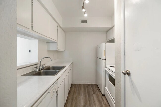 Foto del edificio - 11715 S Glen Dr