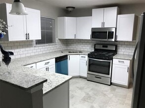 Building Photo - 1502 Dale Pl