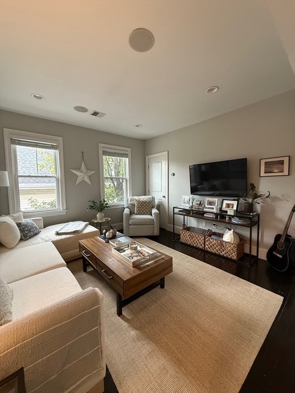 Foto del edificio - 332 Ashmont St