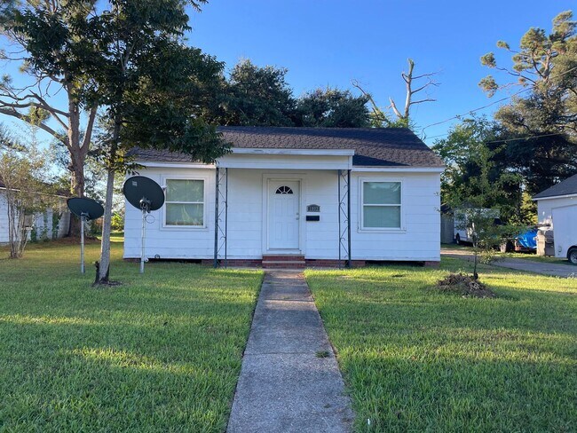 Foto del edificio - Lake Charles, Home for Rent