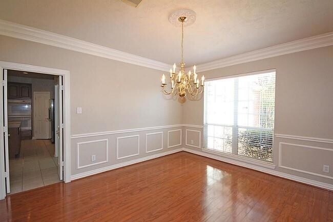 Building Photo - 3018 Ravensport Dr