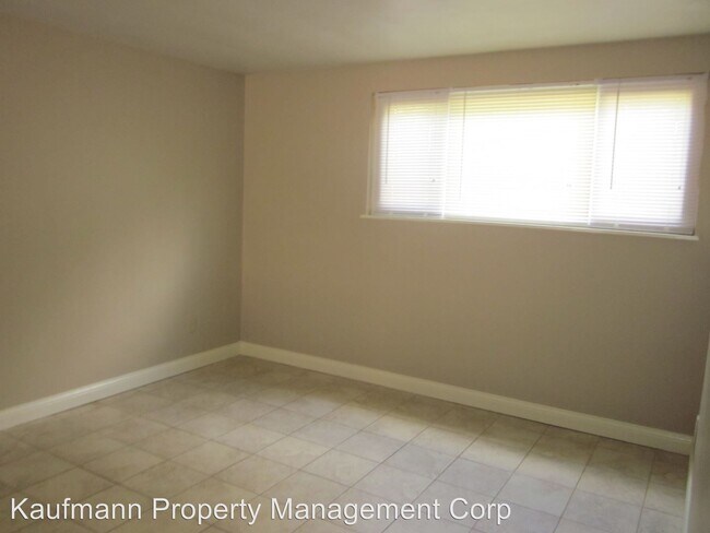Foto del edificio - 4920 Northcrest Dr