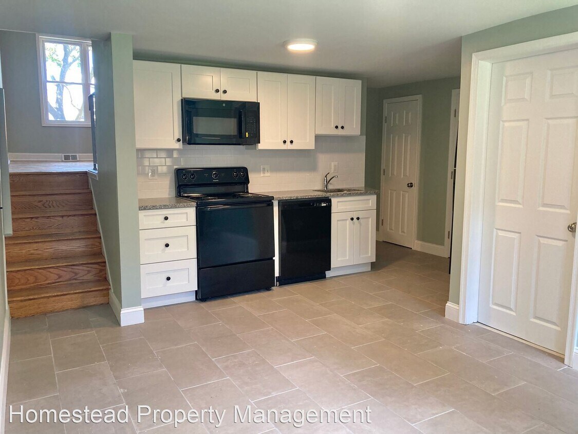 3 br, 1.5 bath House 163 Ervin Ave House Rental in Linwood, PA